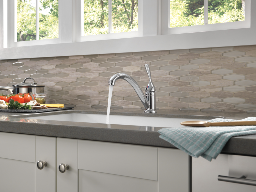 Delta 134 / 100 / 300 / 400 Series: Single Handle Kitchen Faucet - Single Handle Lever - Chrome