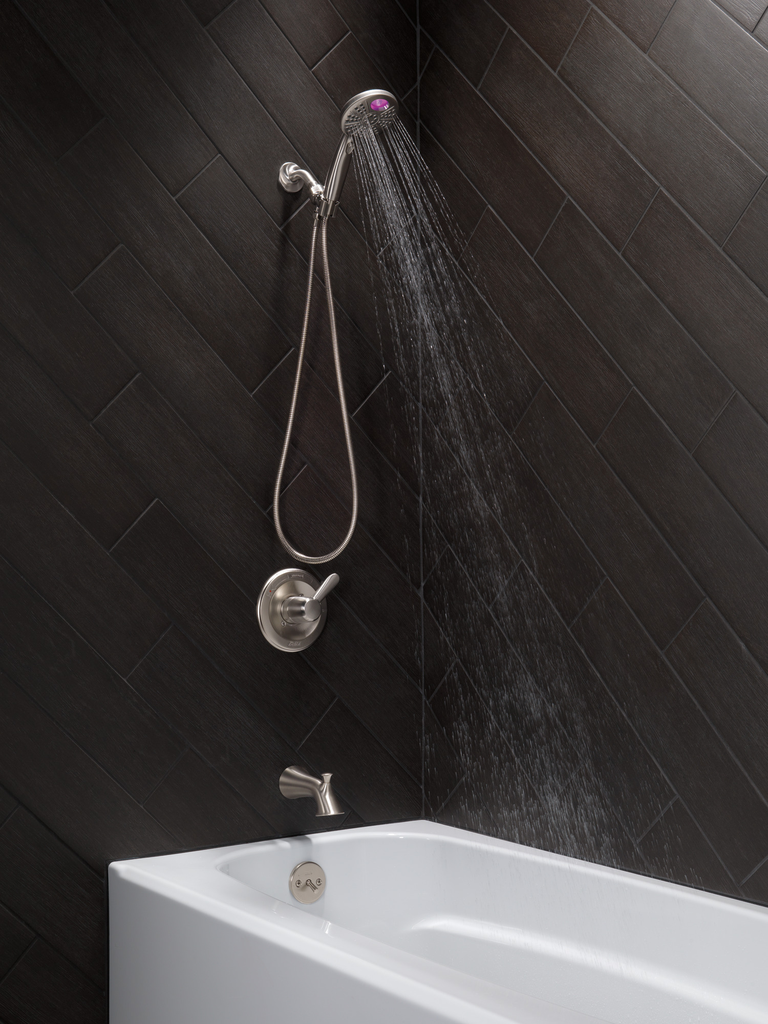 Delta Lahara®: Tub Spout - Pull-Up Diverter - Stainless