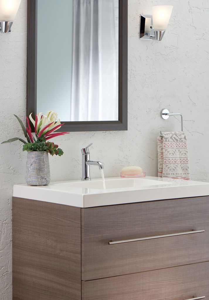 Delta Trinsic®: Single Handle Bathroom Faucet - Single Handle Lever - Chrome