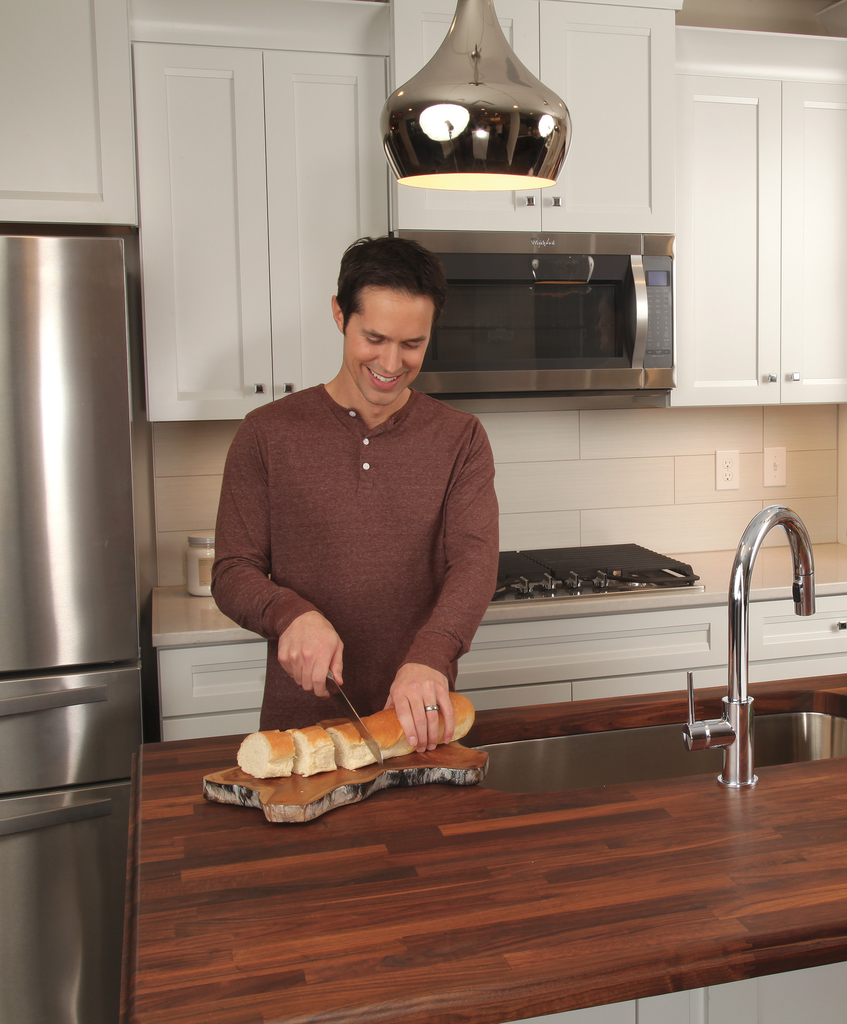 Delta Trinsic®: Single Handle Pull-Down Kitchen Faucet - Single Handle Lever - Chrome