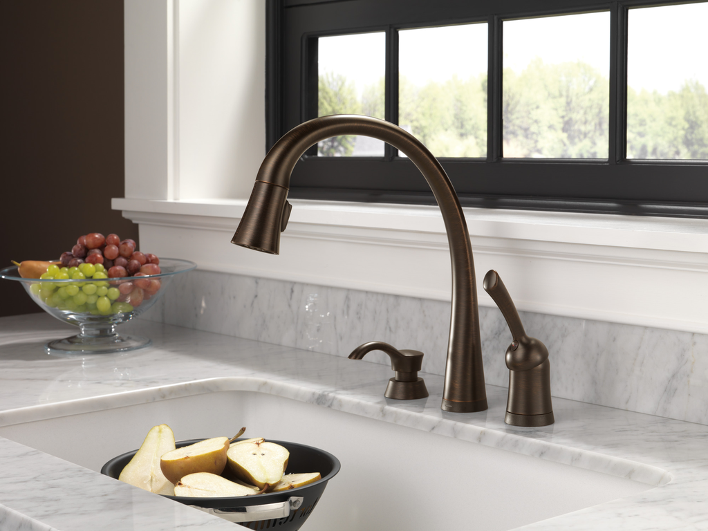 Delta Deluca™: Soap / Lotion Dispenser - Venetian Bronze