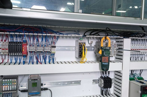 Product image for GRN CM-960-C CLAMPMETER,AC/DC-CALIB