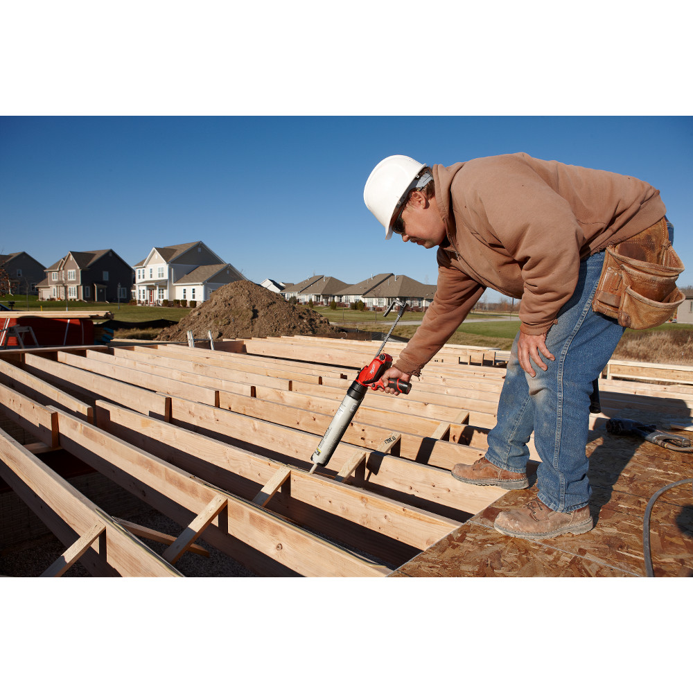 Milwaukee 244421 M12™ Quart Caulk Gun Kit Crawford Electric Supply