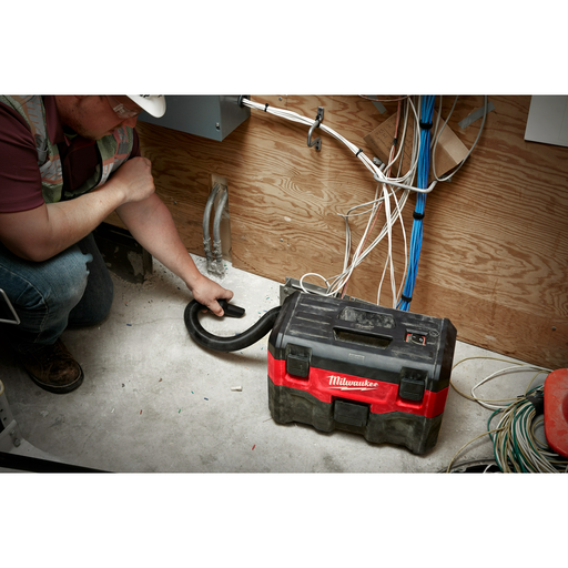 Milwaukee M18 18 Volt 2 Gal. Cordless Wet/Dry Vacuum (Bare Tool)