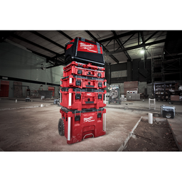 Milwaukee PACKOUT 8-Pocket 20 In. Tool Bag